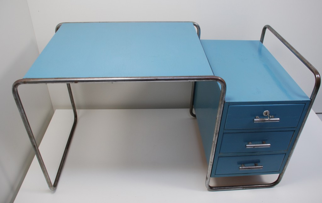 Schreibtisch 'B65', Marcel Breuer 1929 - formformsuche ...