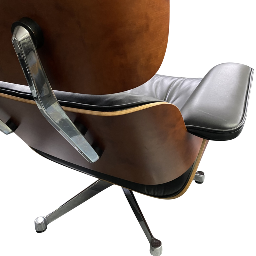 Armlehnsessel mit Ottomane 'Lounge Chair', Charles und Ray Eames, 1950er Jahre