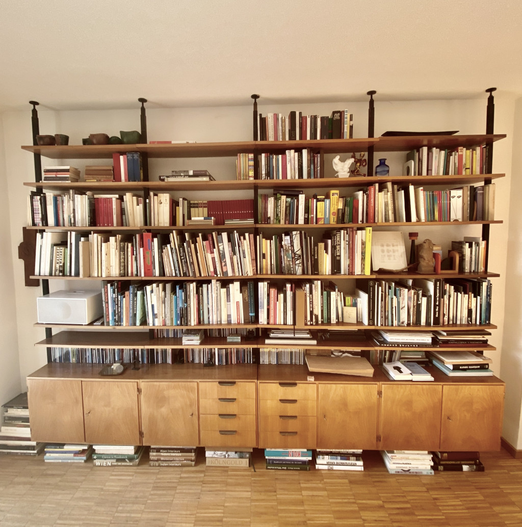 Bücherwand mit Containern, Richard Neutra, 1960er Jahre