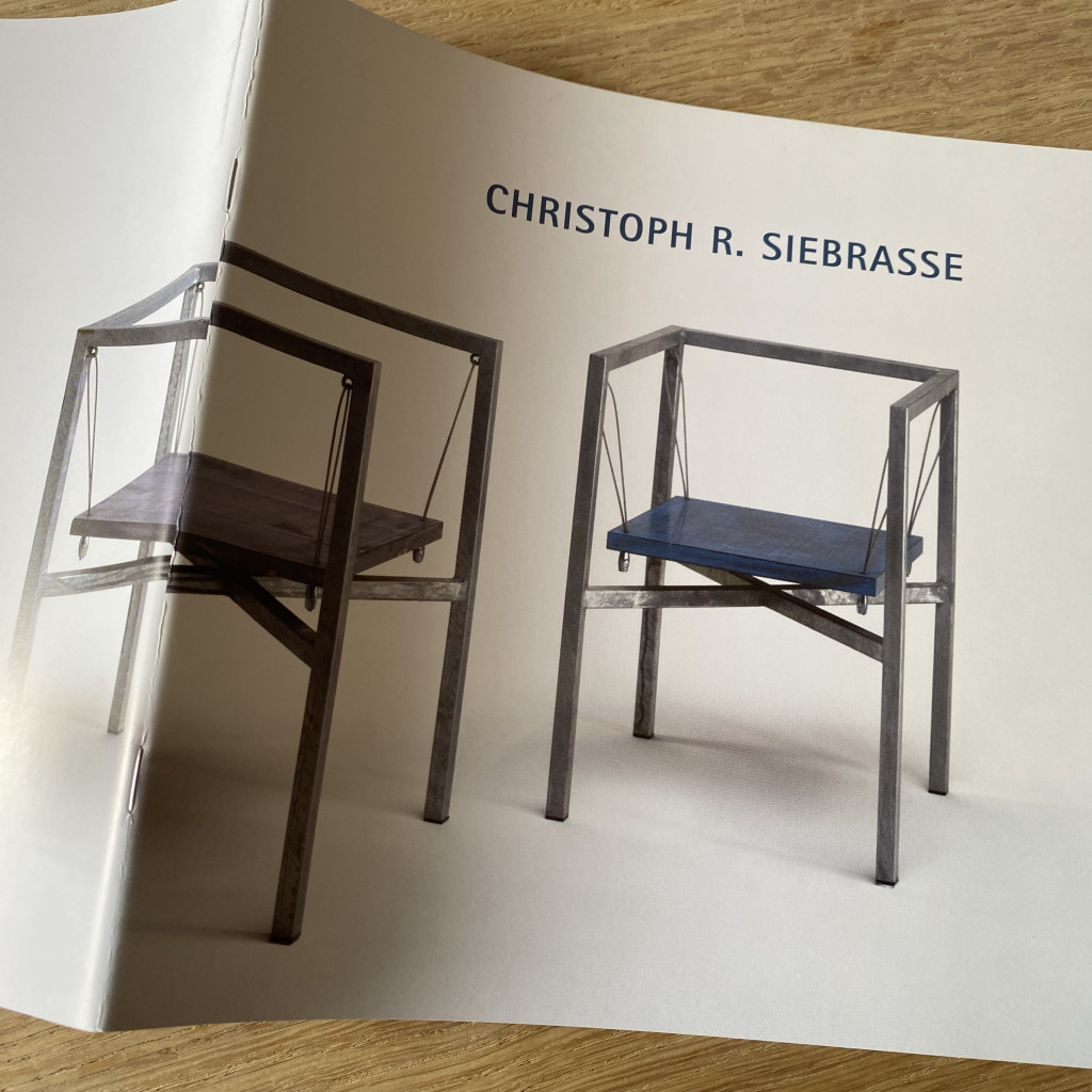 Freischwinger 'Sensilla' Stahl/Beton blau, Christoph R. Siebrasse, 1990er Jahre