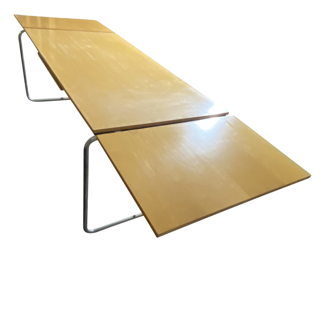 Tisch 'Mod. 4750', Niels Jorgen Haugesen,  1985
