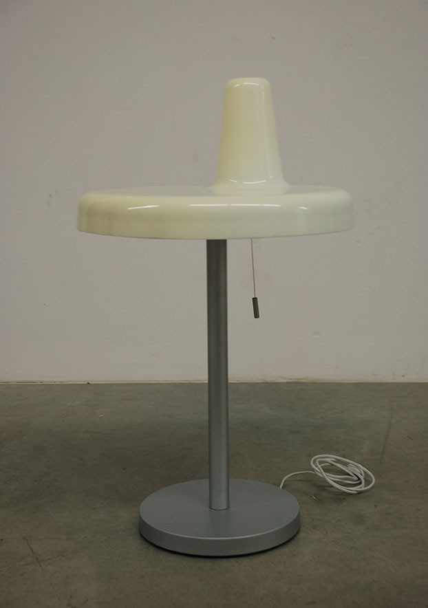 Tisch mit integrierter Leuchte ’lightable’, Khodi Feiz 1998
